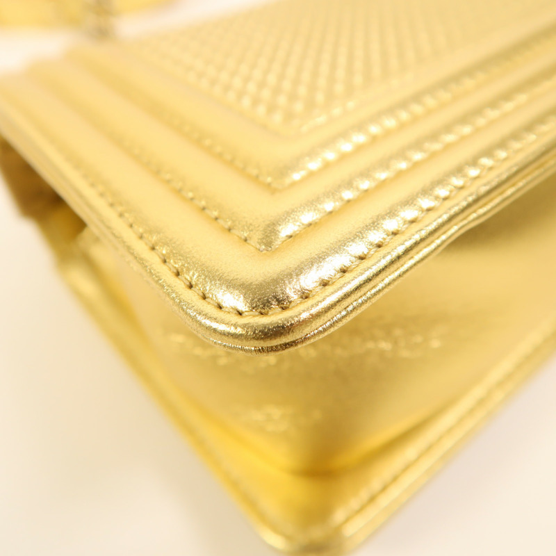 CHANEL 牛皮皮革Boy 20鏈帶肩背袋-14