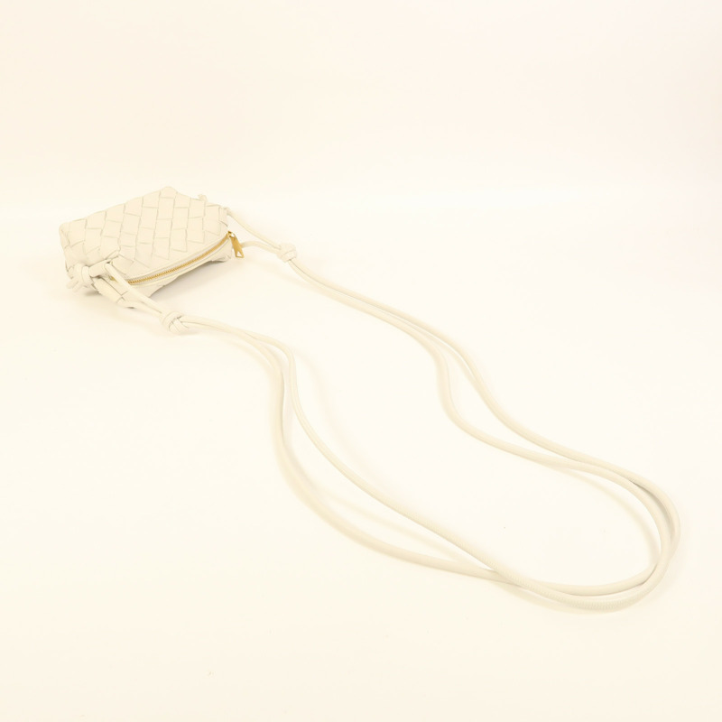 BOTTEGA VENETA 牛皮皮革Candy Loop金扣肩背袋-6