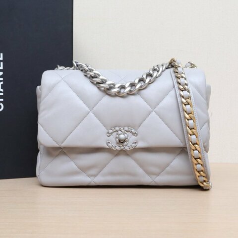 CHANEL 19BAG口蓋包中號30灰色羊皮晶片開金銀扣肩背包
