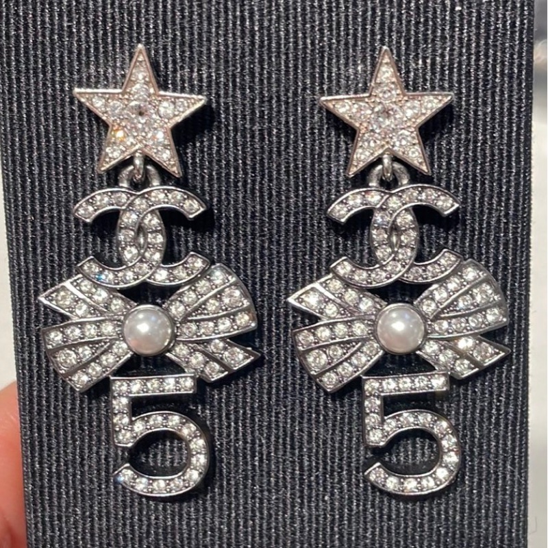 Chanel 22P 黑銀5號蝴蝶星星雙C耳環-5