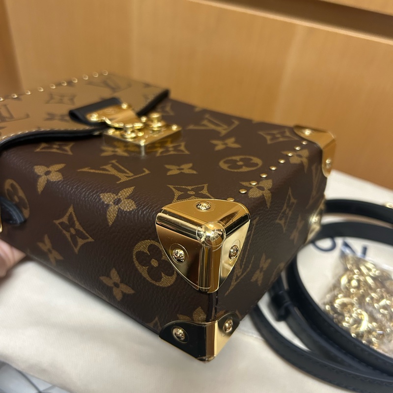 Louis Vuitton LV Camera Box 手機盒子-9