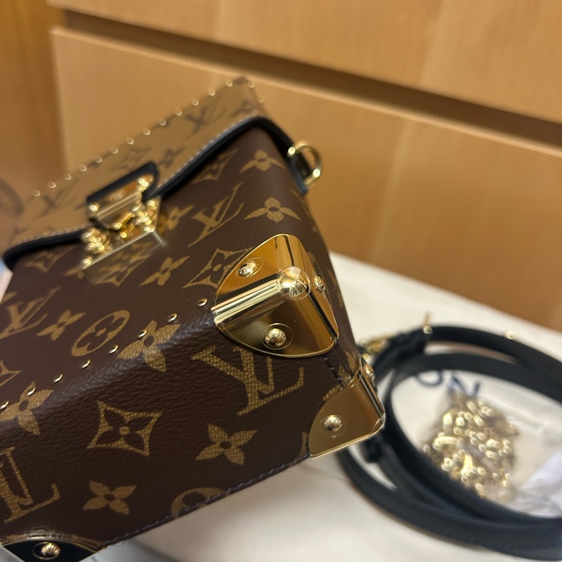 Louis Vuitton LV Camera Box 手機盒子-10