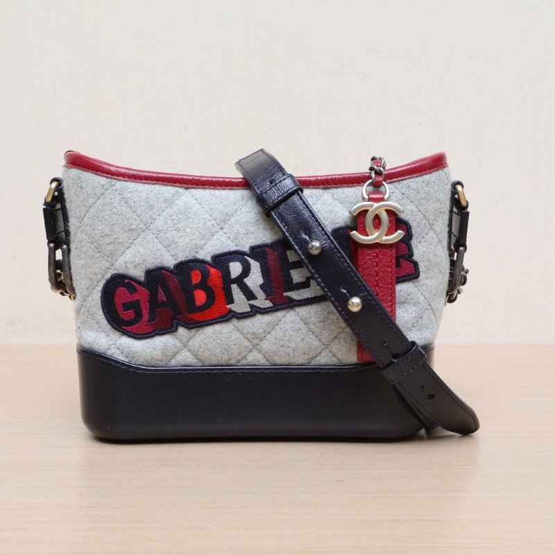 CHANEL GABRIELLE流浪小號20拼色毛呢24開金銀扣肩背包-1