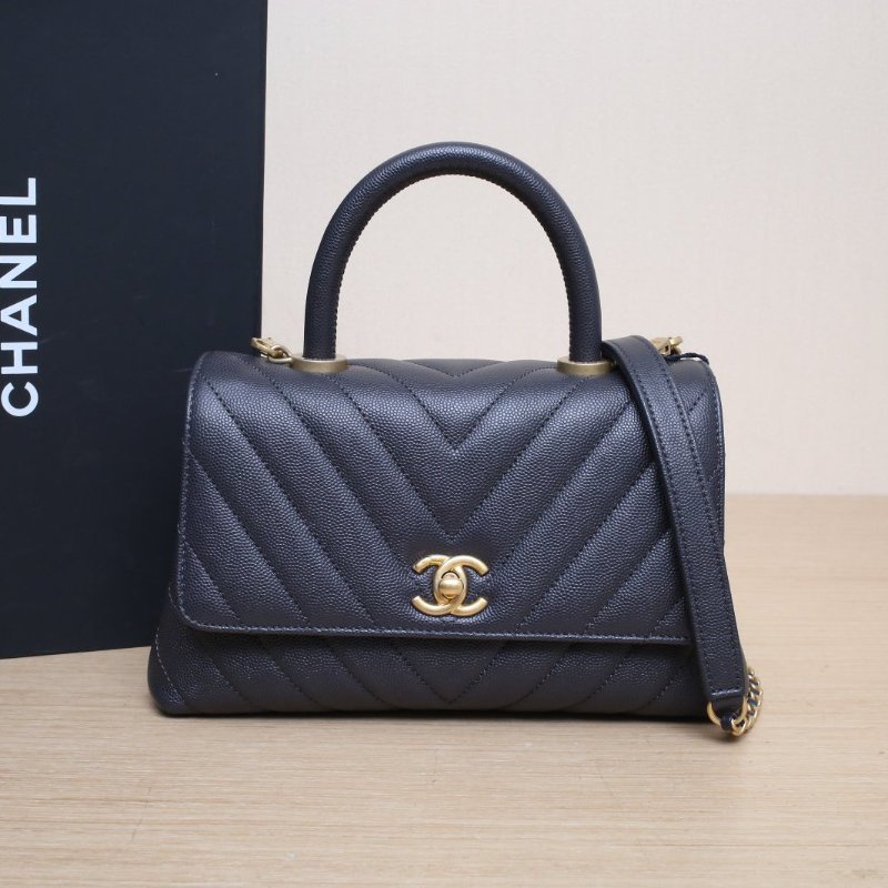 CHANEL CocoHandle小號24灰色荔枝牛皮27開金扣肩背包-0