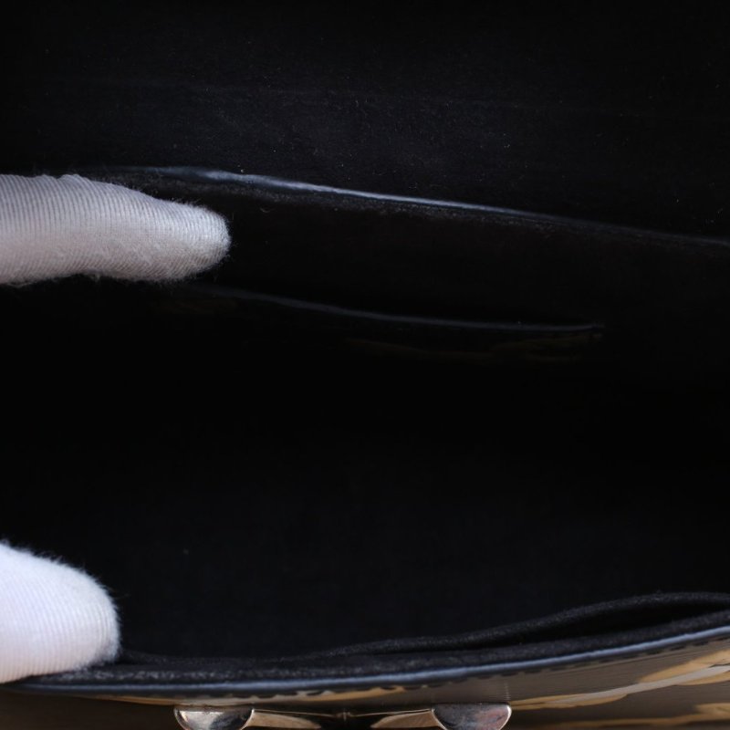 LOUIS VUITTON TWIST中號23黑色EPI水波紋牛皮銀扣2015限量款鏈條圖案肩背包-3