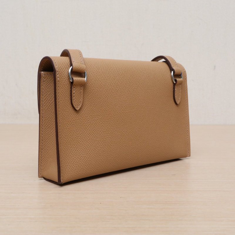 HERMES 4B新餅乾色Epsom皮W刻銀扣SNAPWALLETSnapwallet斜挎包肩背包-4