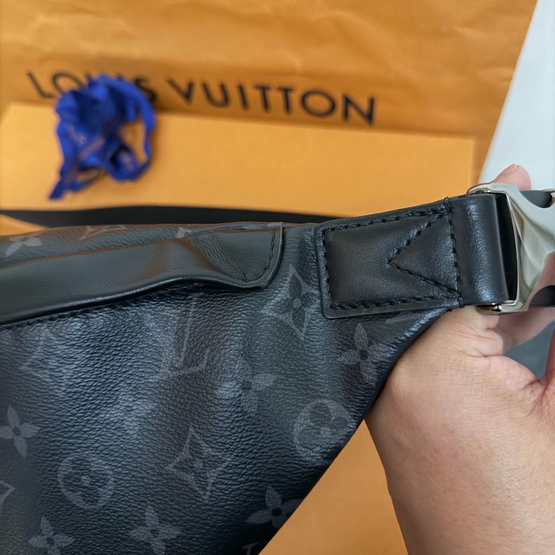 Lv 新款黑花腰包(M46035 ) 芯片款-2