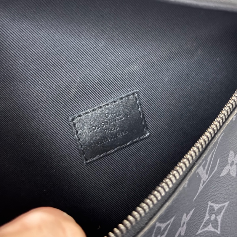 Lv 新款黑花腰包(M46035 ) 芯片款-10