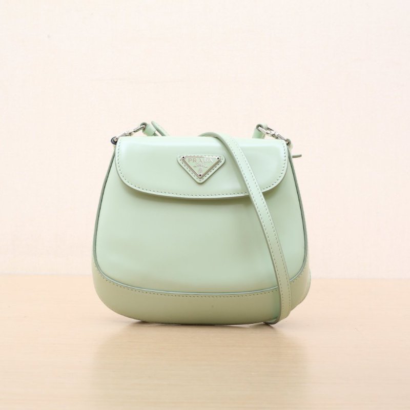 PRADA 淺綠色牛皮Cleo翻蓋式單肩包18肩背包-1
