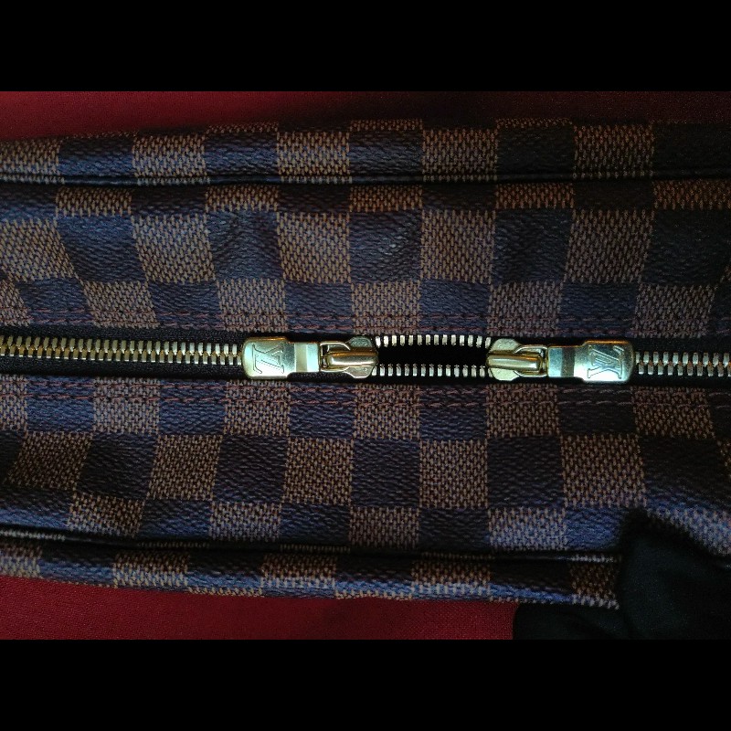 LV 咖格上開書包-15