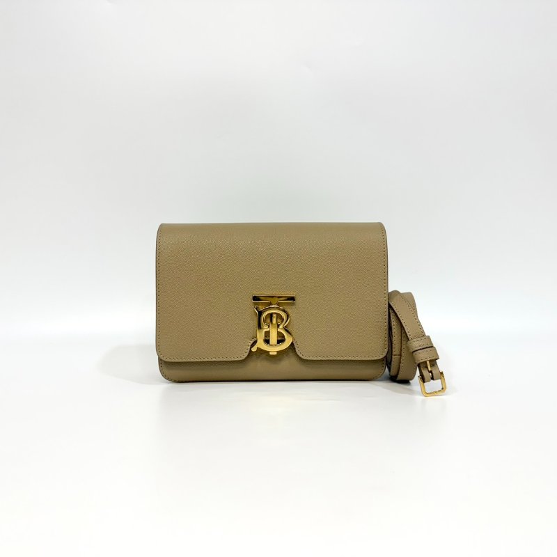 BURBERRY奶茶色粒面牛皮TB金釦雙層風琴包8020641-0