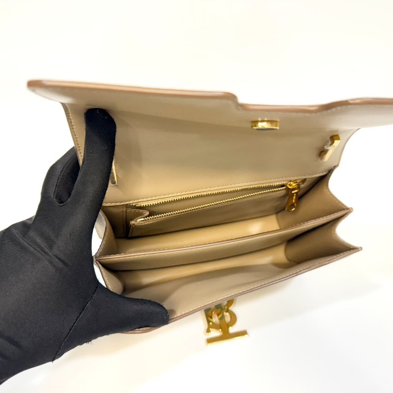 BURBERRY奶茶色粒面牛皮TB金釦雙層風琴包8020641-8