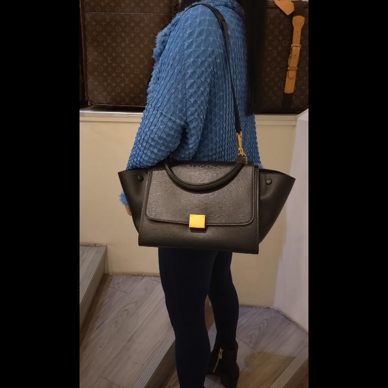 Celine 黑皮金釦兩用包 鞦韆包 28-2