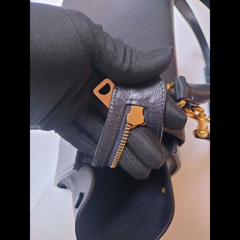 Celine 黑皮金釦兩用包 鞦韆包 28-22