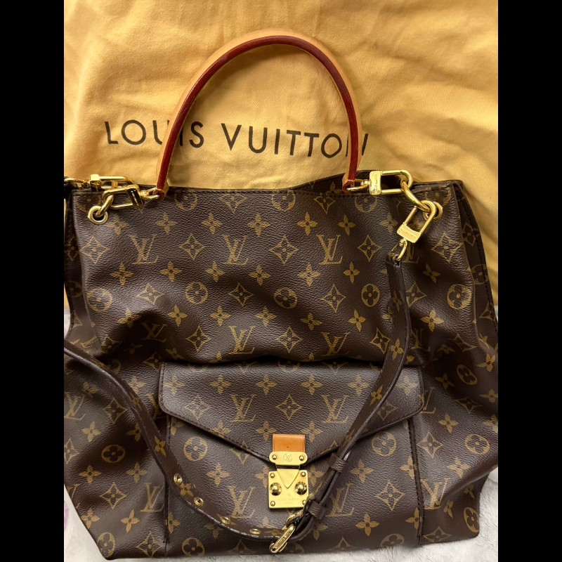 LV metis 泫雅同款hobo傳統老花大肩側包-0