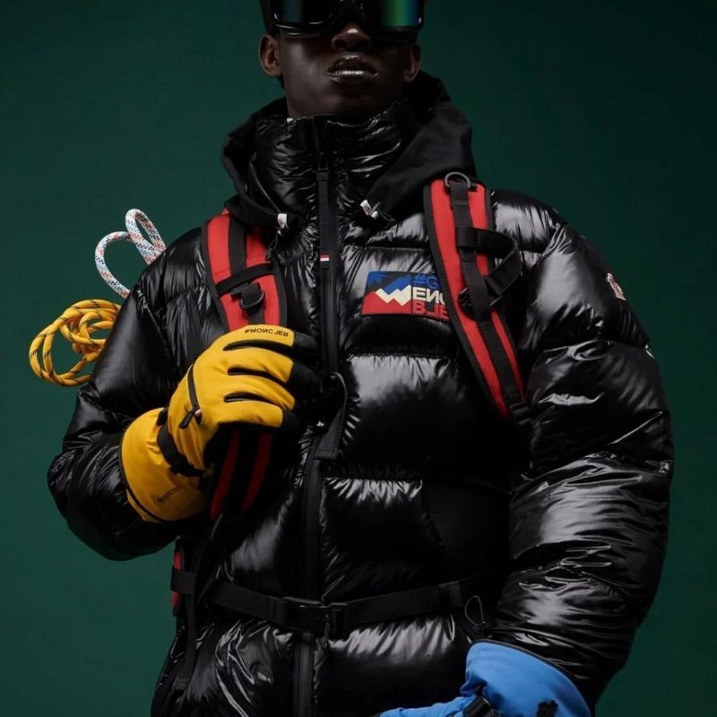 💎Han's house精品服飾💎moncler Marcassin 滑雪系列 高機能 防水 羽絨 連帽 外套 可手水洗 現貨 M ~ L 原價61000-5