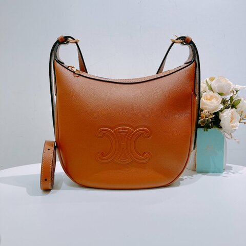 TW4581 Celine 塞琳 兩肩帶包包 Small Heloise Bag Tan x GHW