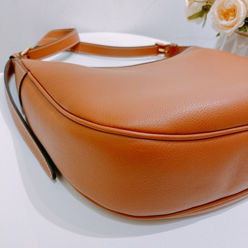 TW4581 Celine 塞琳 兩肩帶包包 Small Heloise Bag Tan x GHW-7