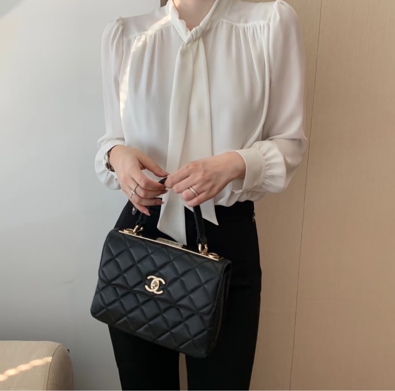 莉亞精品♡Chanel A92236 Trendy cc 手把斜背包 黑金 二手-2