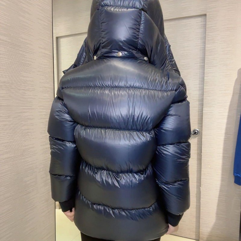 moncler Lamentin 羽絨 防風 防水 連帽 可拆 外套 可手水洗 現貨 S ~ L 原價72000moncler Lamentin 羽絨 防風 防水 連帽 可拆 外套 可手水洗 現貨 S ~ L 原價72000-2