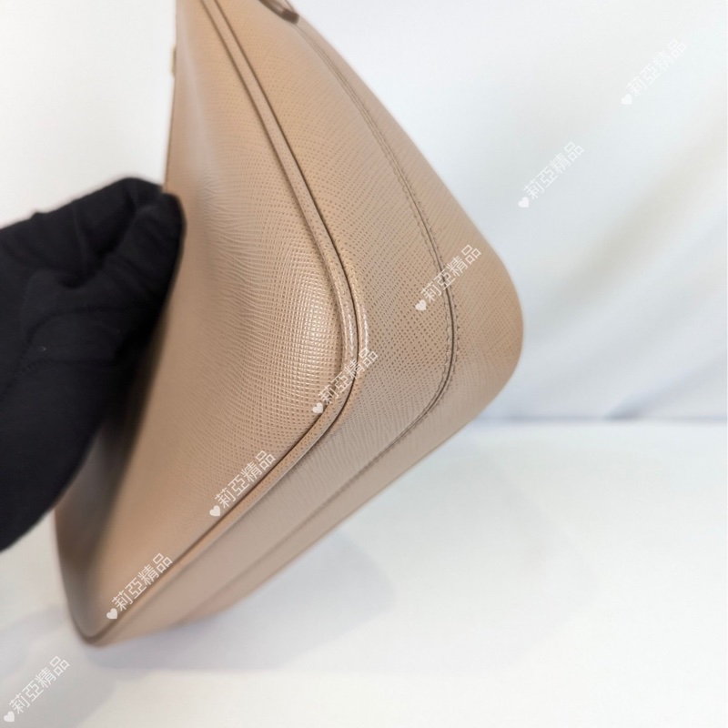 莉亞精品♡Prada 三合一 奶茶 二手-7