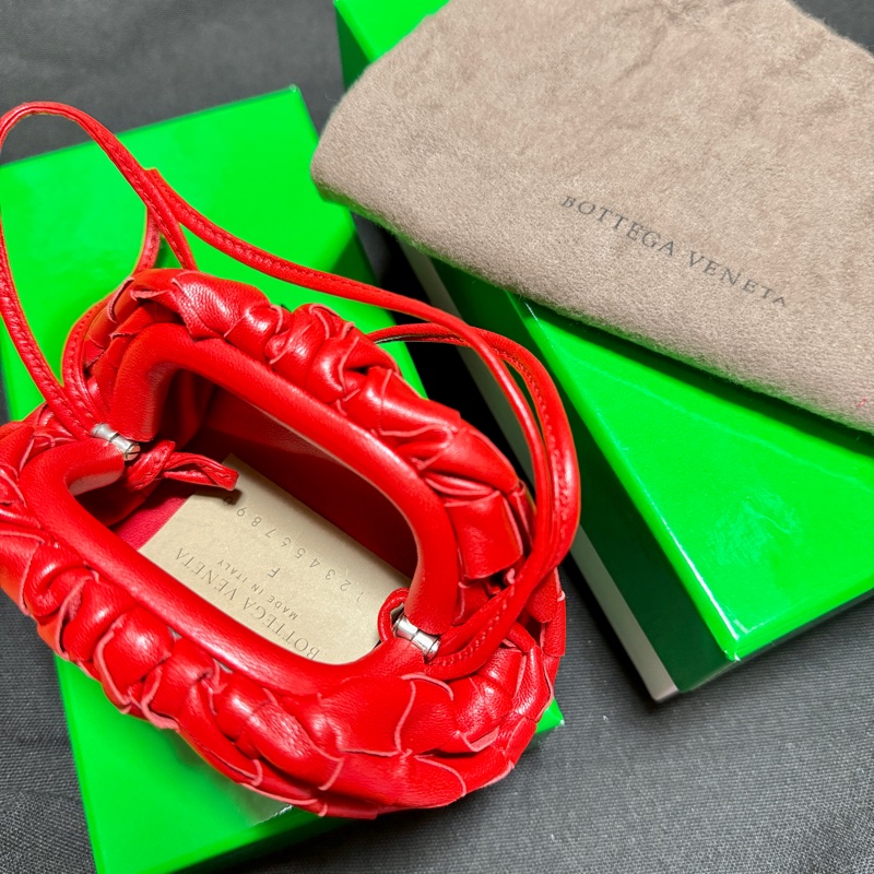 ❤️全新品❤️Bottega Veneta 編織 雲朵包 零錢包 小廢包 耳機包-1