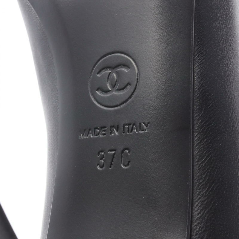 香奈兒 COCO Mark 山茶花圖案高跟鞋,黑色漆皮材質,二手女款,37C碼-5