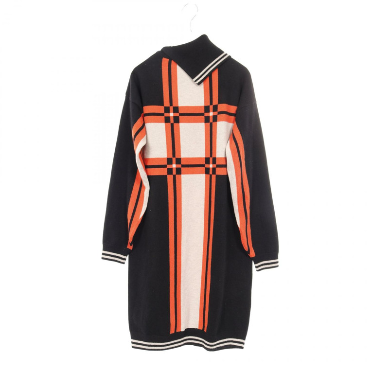 愛馬仕 (HERMES) 新娘禮服，羊絨材質，黑色、米色、橘色，二手女款，尺寸 34-1