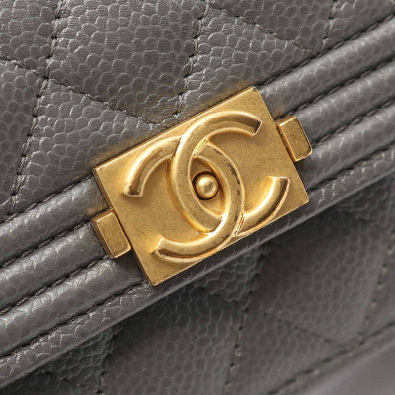 香奈兒 Boy Chanel 三折迷你錢包，小牛皮，灰色，二手，金色五金-9