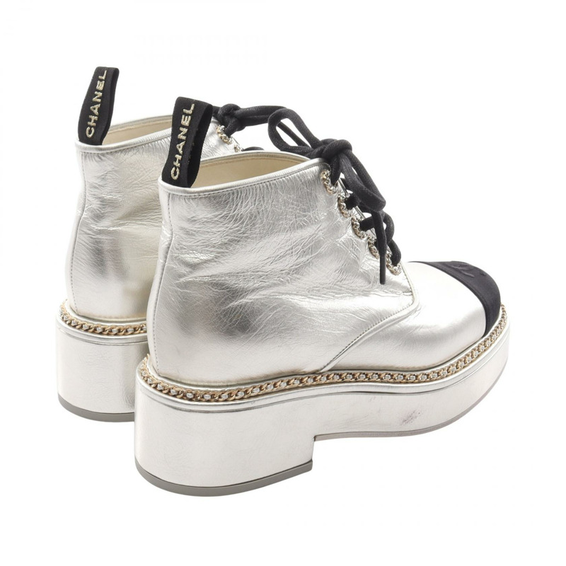 香奈兒 COCO 標誌靴子,皮革面料,銀色/黑色,二手,女款,尺寸 37C CC-1