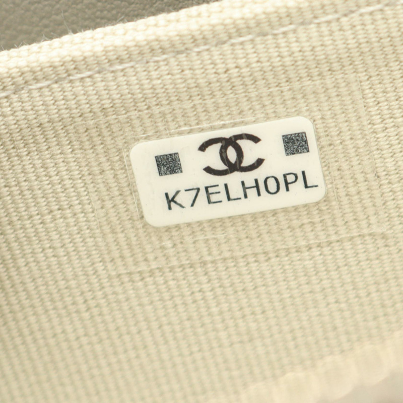 香奈兒 (CHANEL) Matelasse Zippy 圓形錢包，粒面小牛皮，灰色，二手，女士，金色五金-4