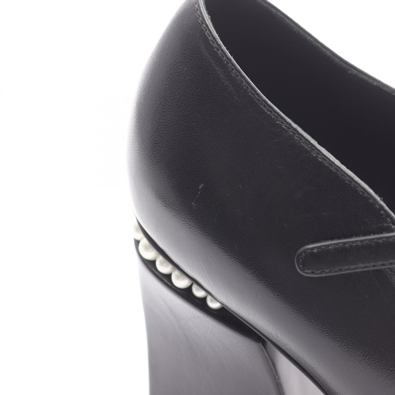 香奈兒 COCO 馬克系列高跟鞋,珍珠黑白色皮革,二手女款 #38.5C CC-8