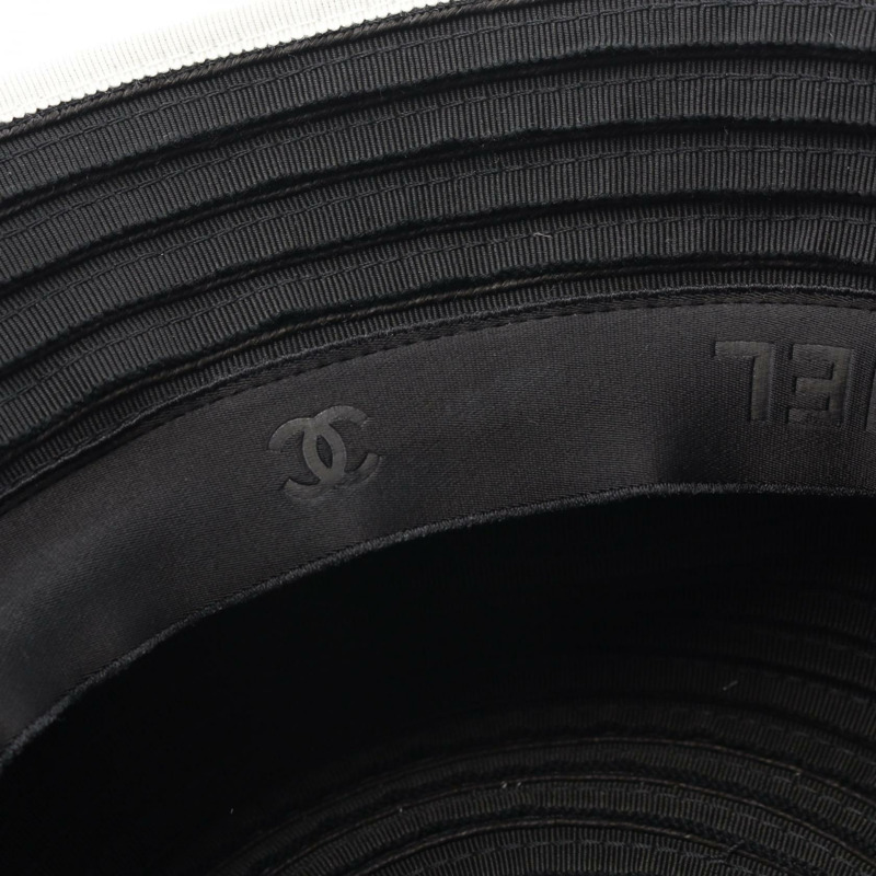 香奈兒 COCO 標誌女式帽子，62厘米，黑色/白色，二手。-6