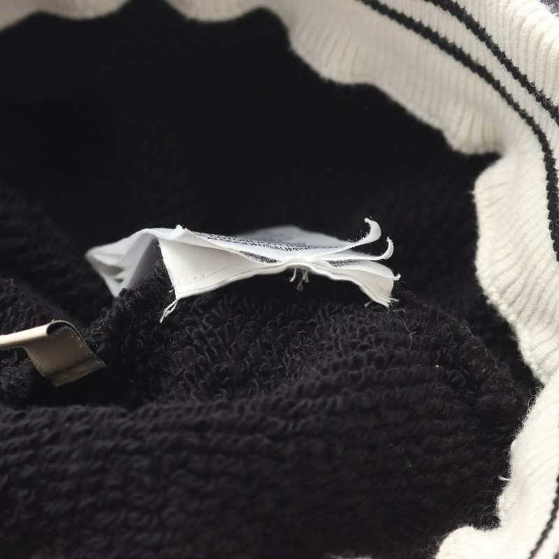 GUCCI Logo 連帽衫，純棉材質，黑白配色，M 碼，二手女款-6