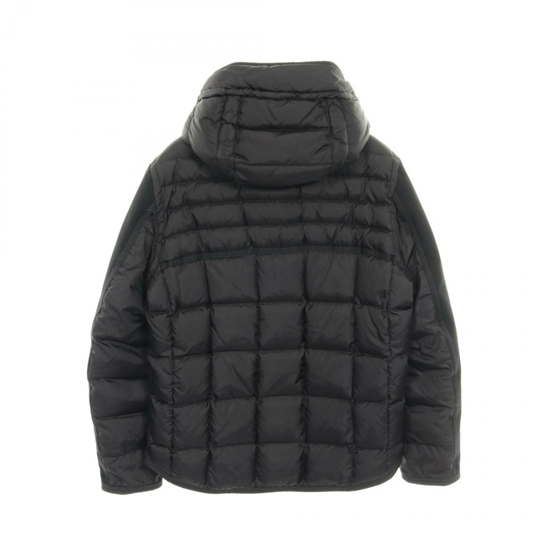 MONCLER RYAN 羽絨外套 B20914139285 尼龍羊毛 黑色 2碼 二手 男款-1