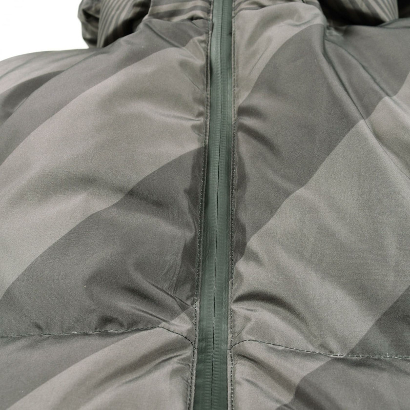 FENDI Zucca Pecan 羽絨雙面連帽外套，聚酯纖維，綠色，二手，男款-8