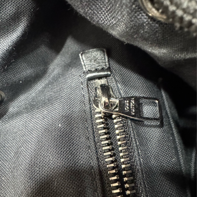 Louis Vuitton Christopher MM 後背包-26