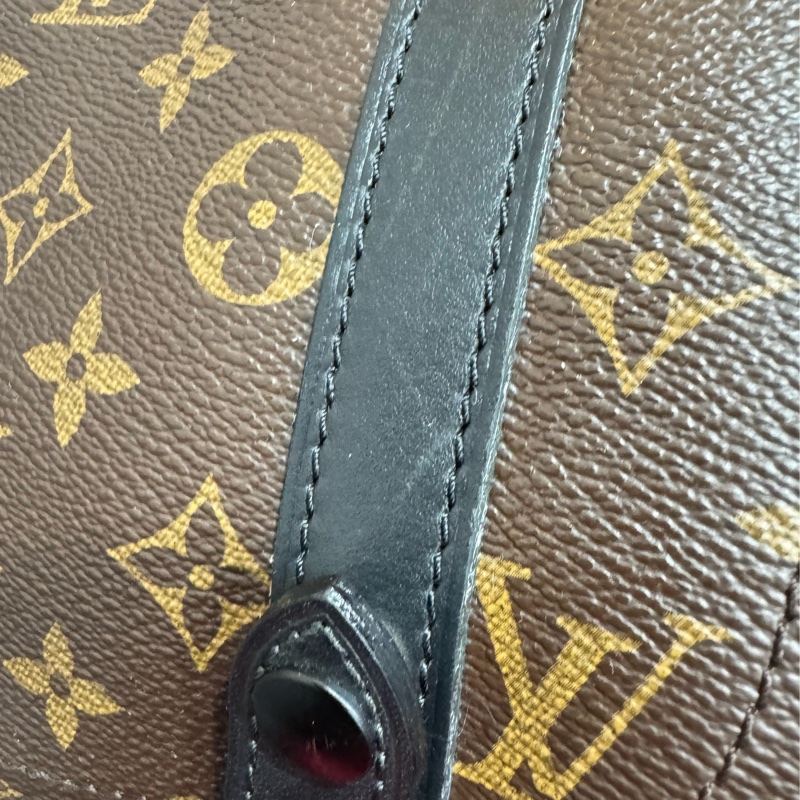 Louis Vuitton Christopher MM 後背包-32