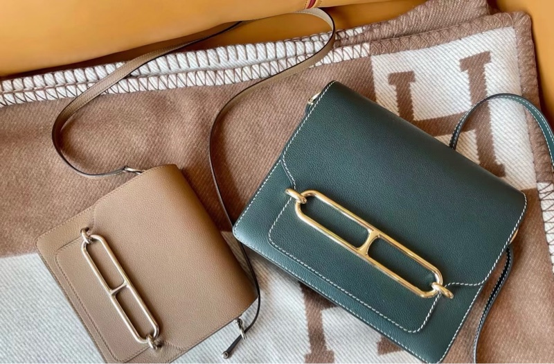 賠售特價 HERMES愛馬仕近全新ROULIS 23 豬鼻子方形斜背包 英國綠+淡金釦 X刻 2016-10