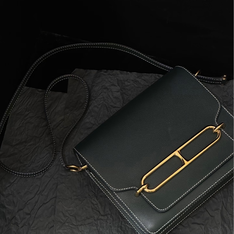 賠售特價 HERMES愛馬仕近全新ROULIS 23 豬鼻子方形斜背包 英國綠+淡金釦 X刻 2016-12