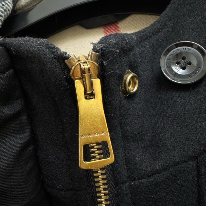 Burberry 經典牛角扣大衣 100% 羊毛連帽黑色外套US4-13