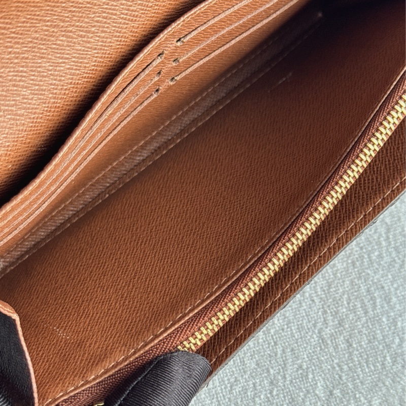 Louis Vuitton Sarah Monogram Wallet LV長夾-11