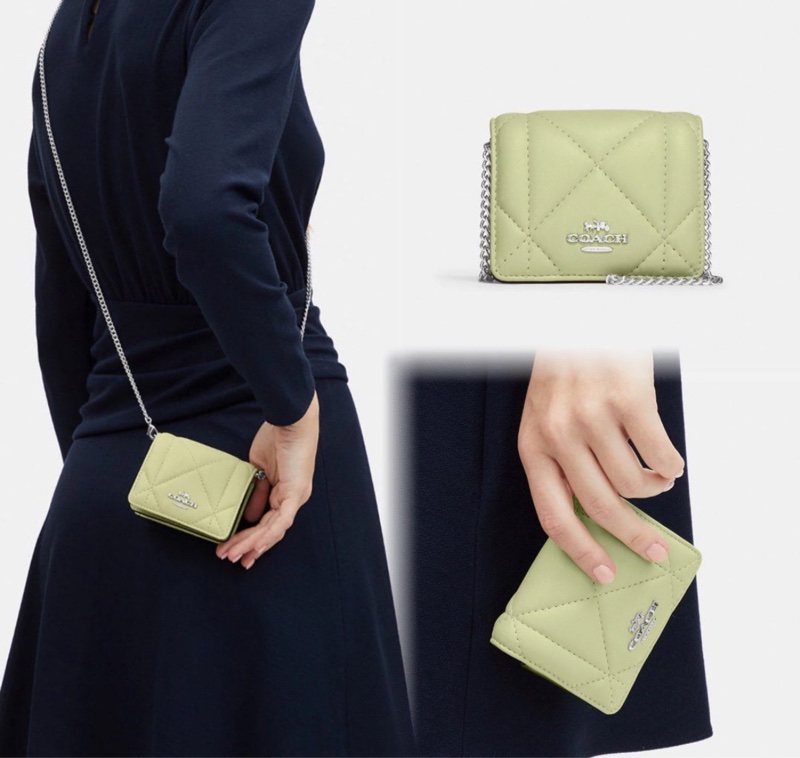 【COACH】萊姆綠絎縫菱格紋全皮鍊帶頸掛斜背方型卡夾零錢包/斜背包/小廢包-0