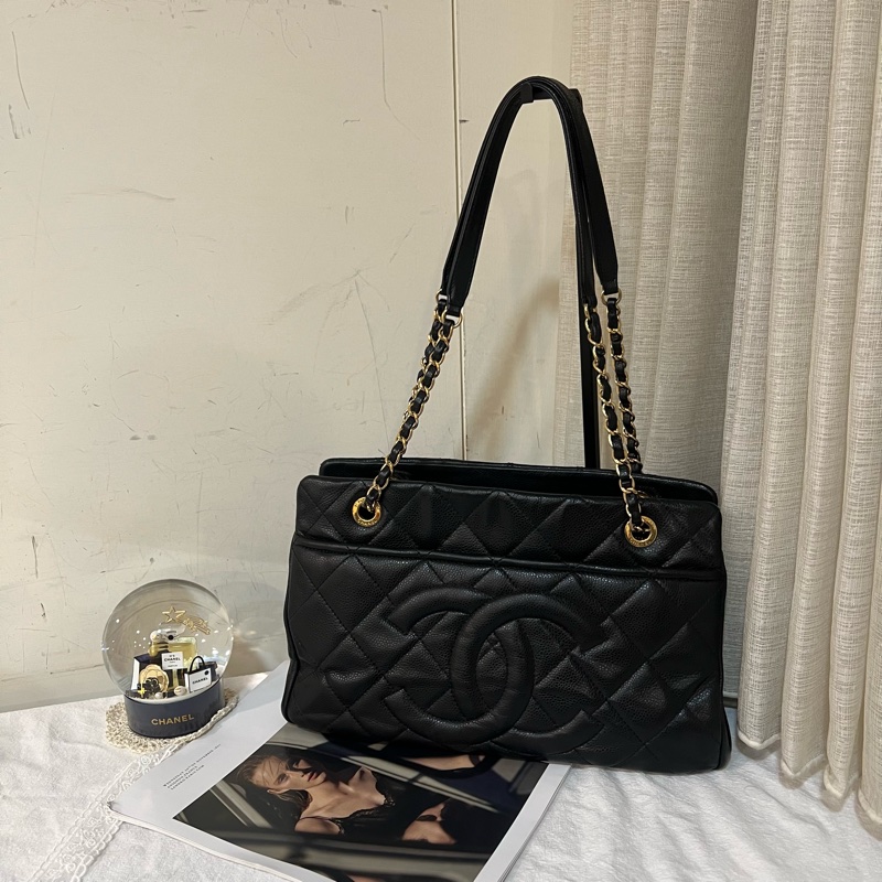 ෆ Chanel 魚子醬荔枝托特-4