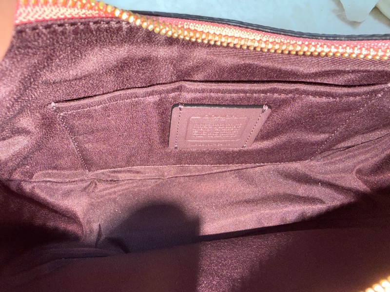 Coach 肩背包粉色-7