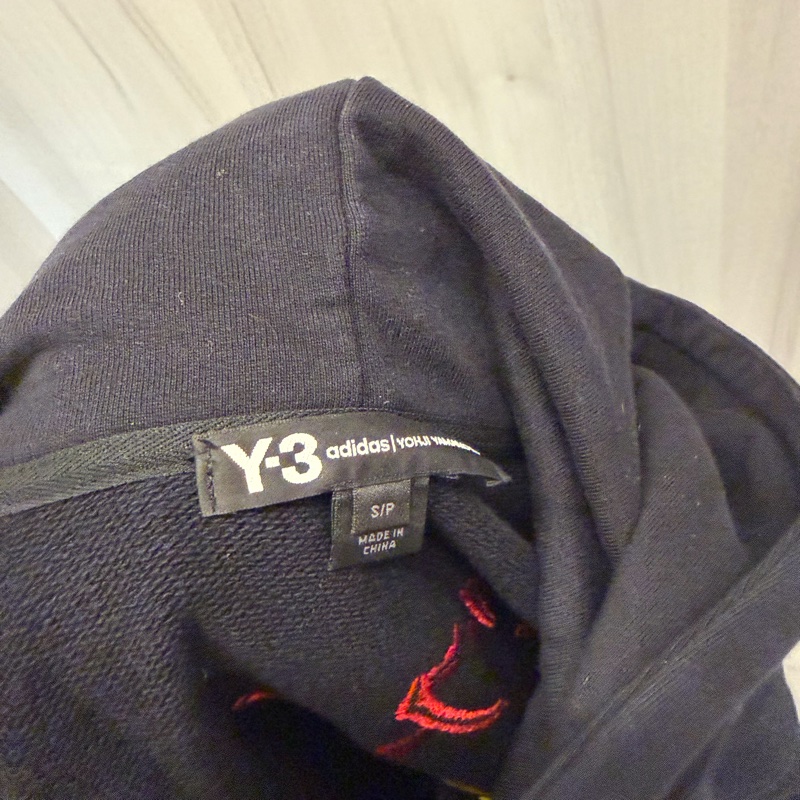 「JL精品代購」9新 Y-3 刺繡 長袖帽t爆走黑鴉-7