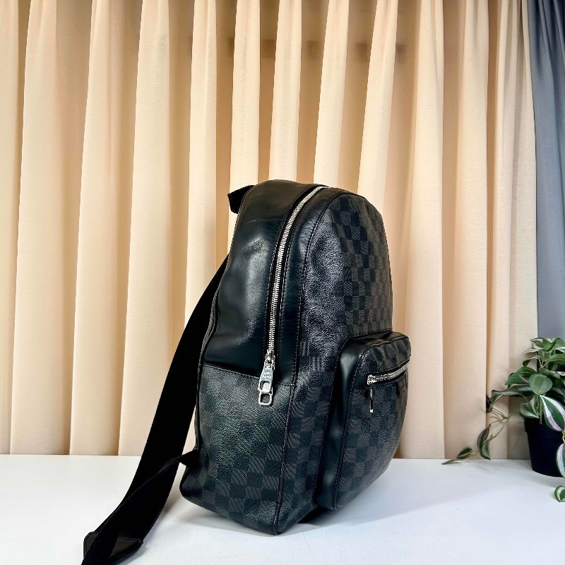 LV 路易威登 Josh 棋盤格 塗層帆布後背包-4