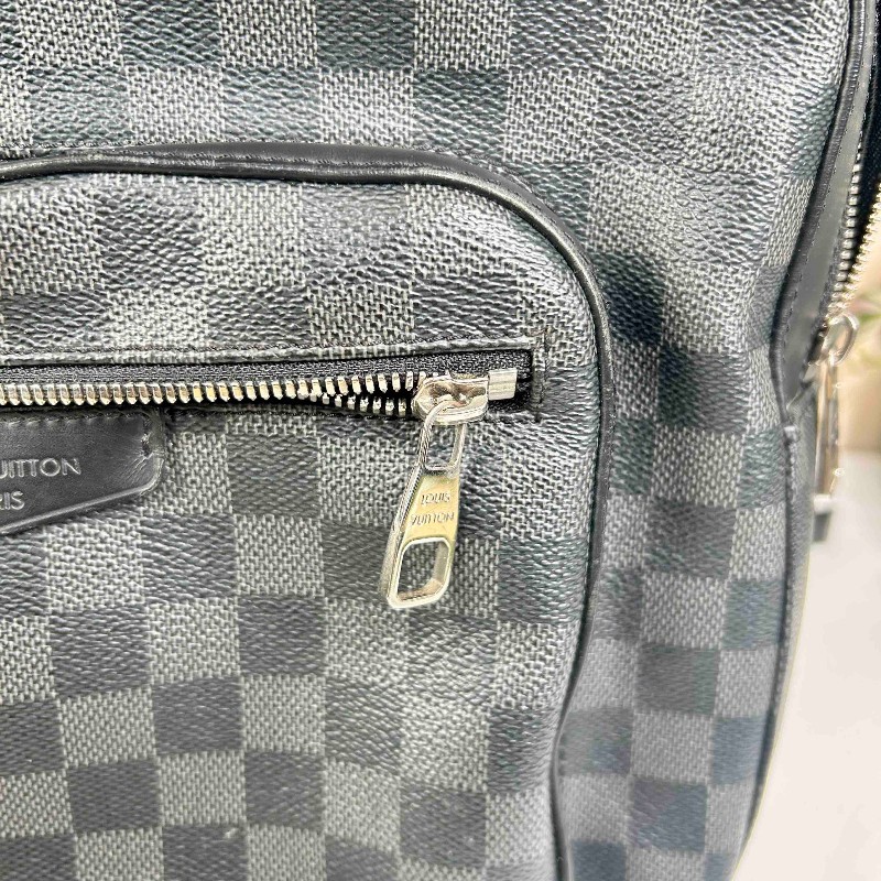 LV 路易威登 Josh 棋盤格 塗層帆布後背包-12