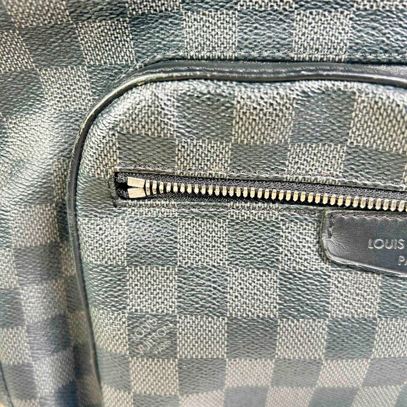 LV 路易威登 Josh 棋盤格 塗層帆布後背包-13