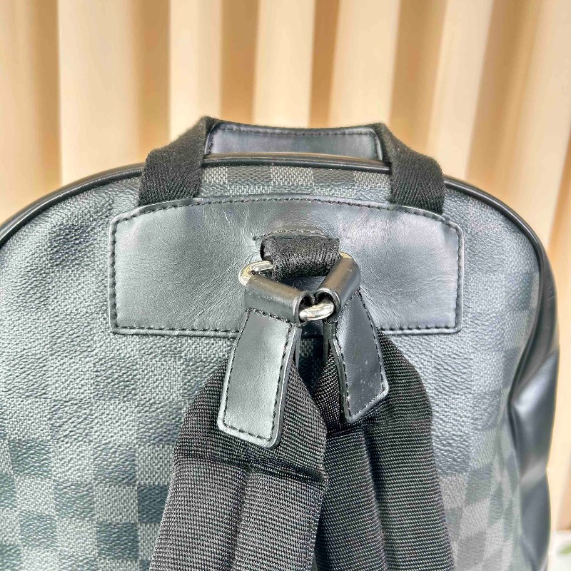 LV 路易威登 Josh 棋盤格 塗層帆布後背包-16